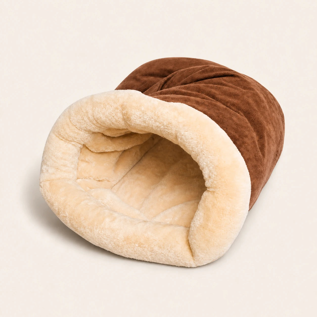 Sac de couchage semi-fermé marron pour chat